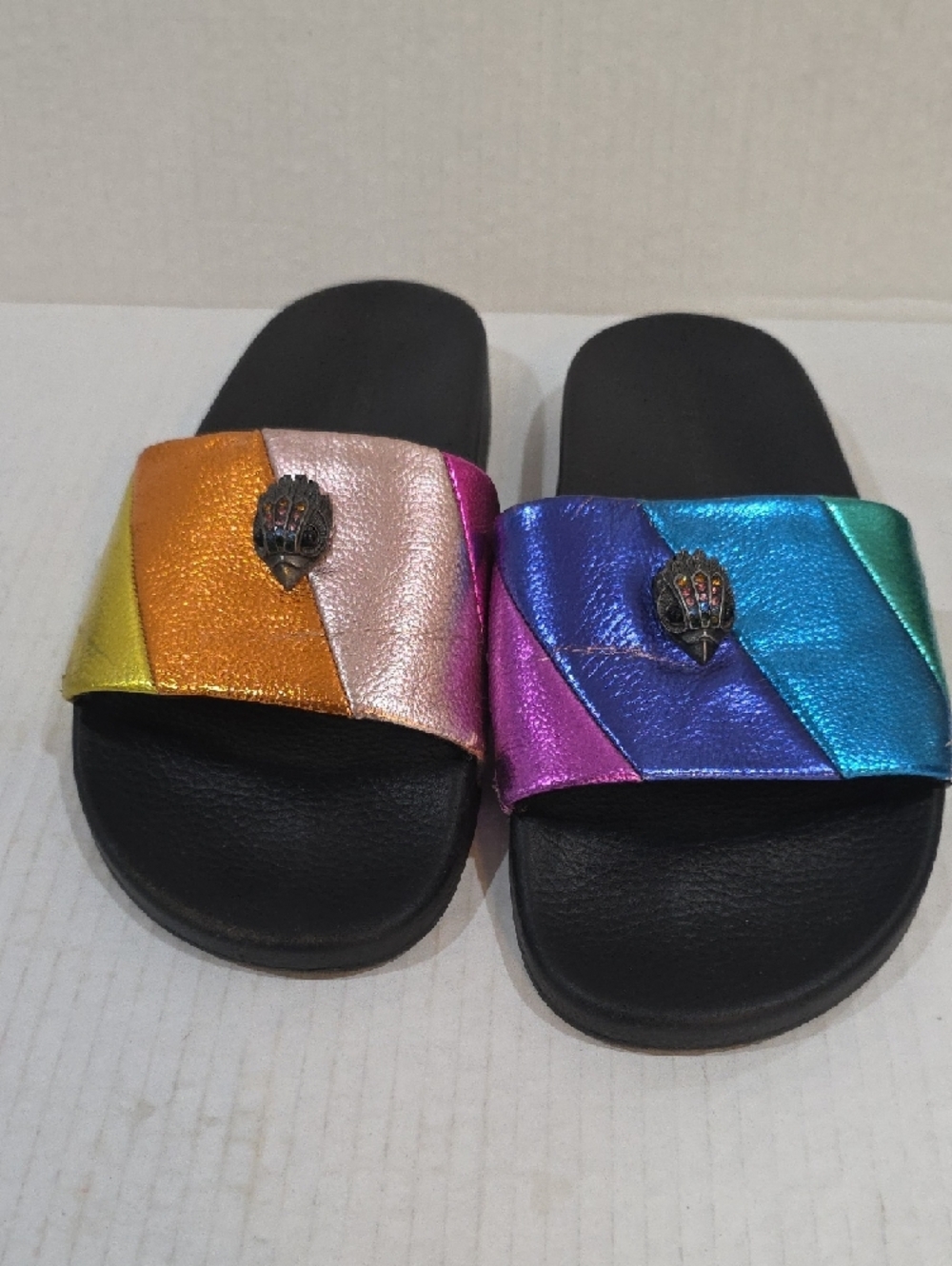 Kurt Geiger Women's Multicolor Metallic Slide Sandals - Black Footbed Size 7.5 - Picture 3 of 9